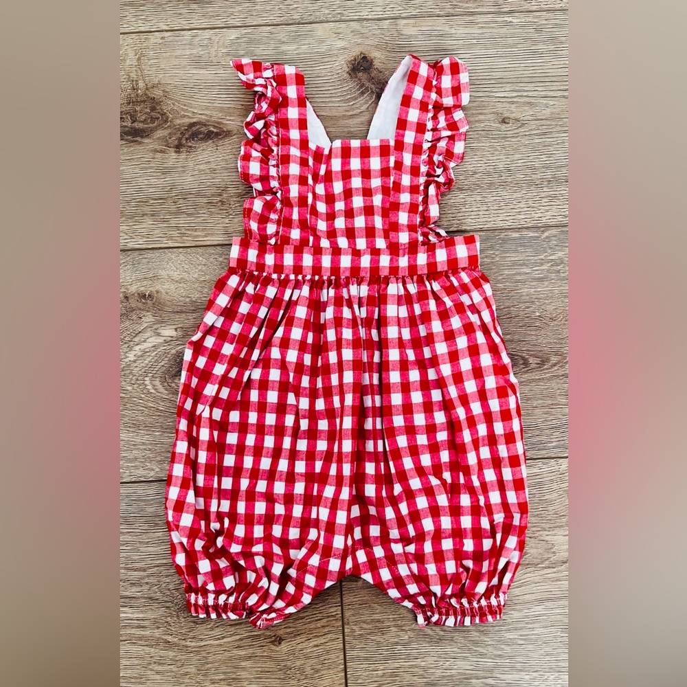 Used gap picnic one piece 6-12 months